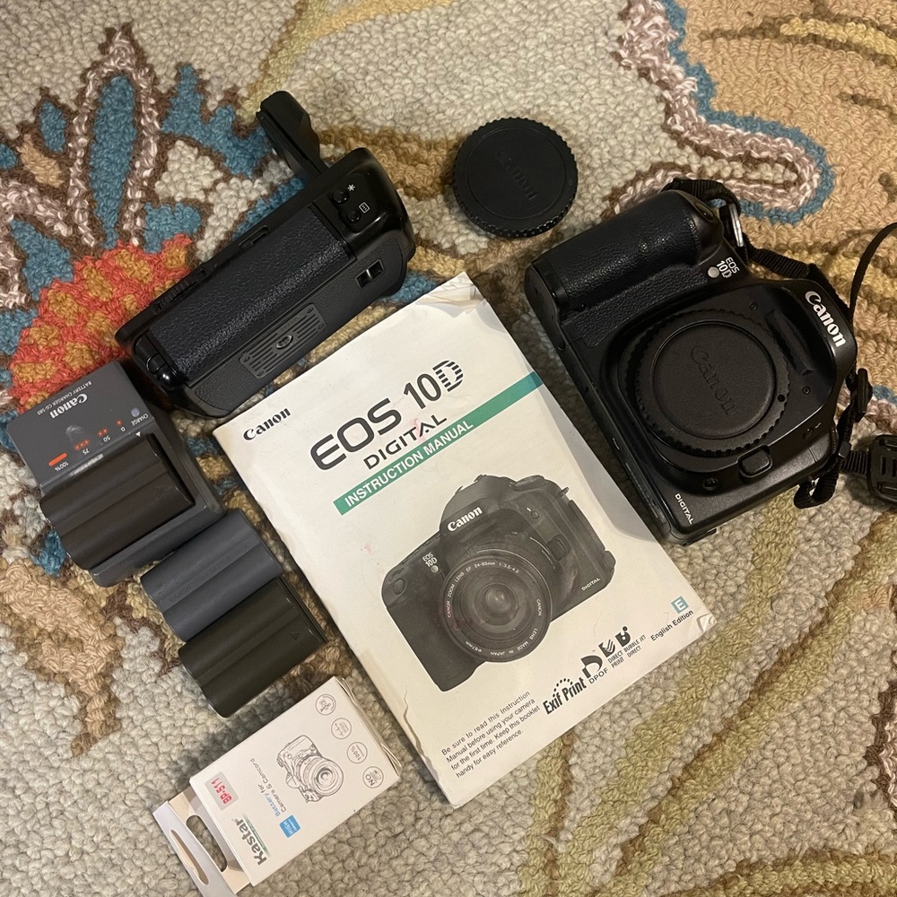 Canon EOS 10D Black Digital Camera Kit